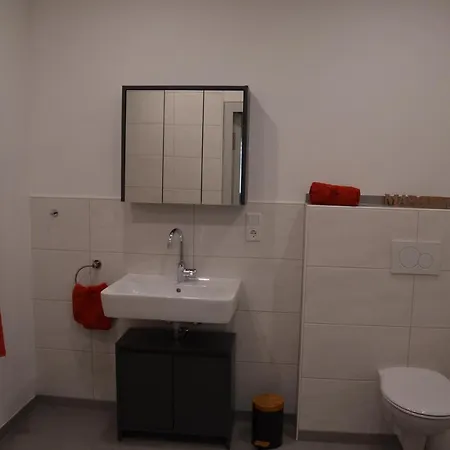 -zum Tresor- Apartment
