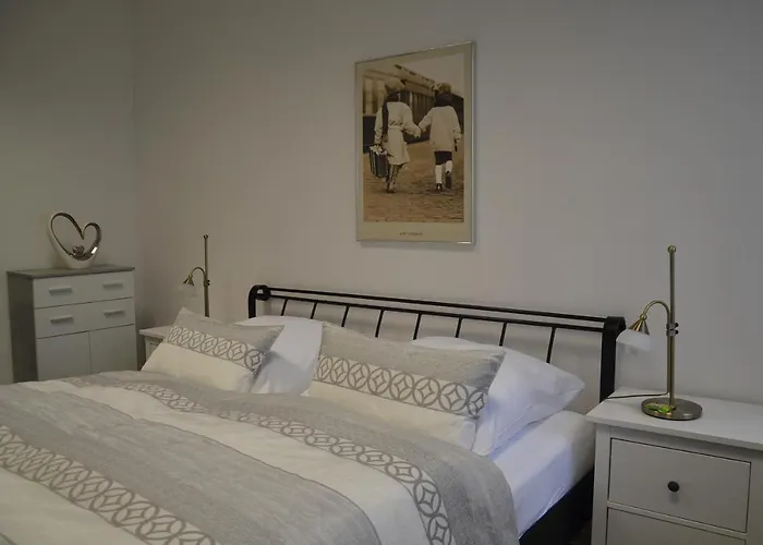 Appartement -zum Tresor- *